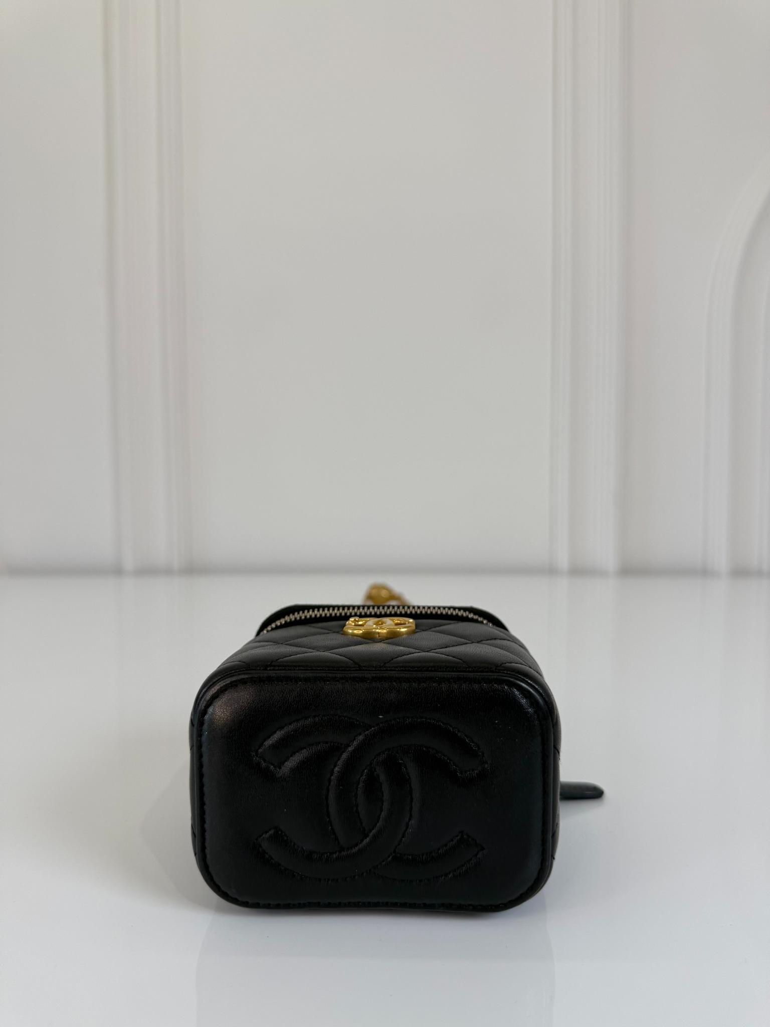 Chanel Mini Heart Crush Vanity Quilted Lambskin GHW