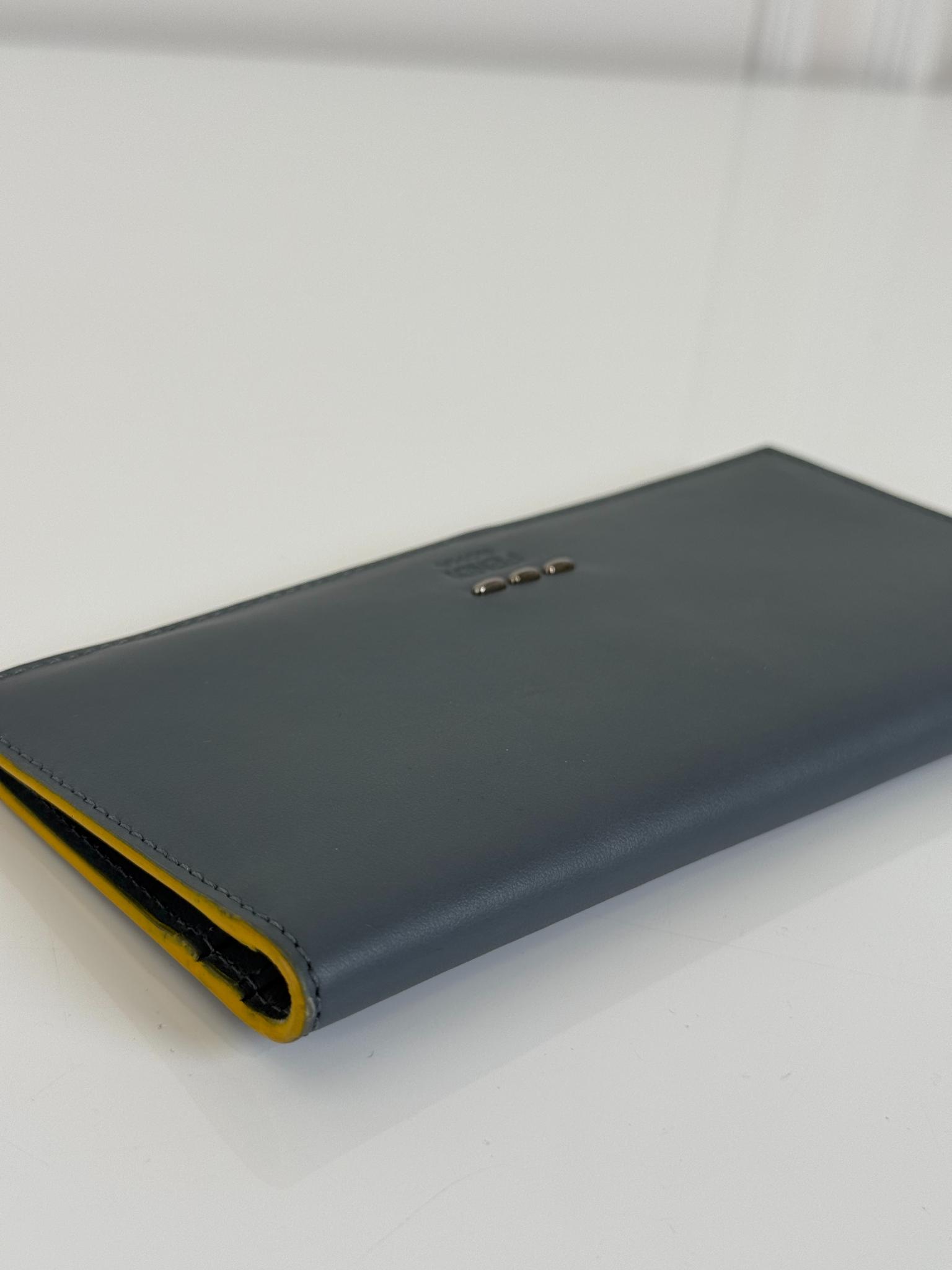 Fendi Grey Leather Continental Bifold Bill Wallet