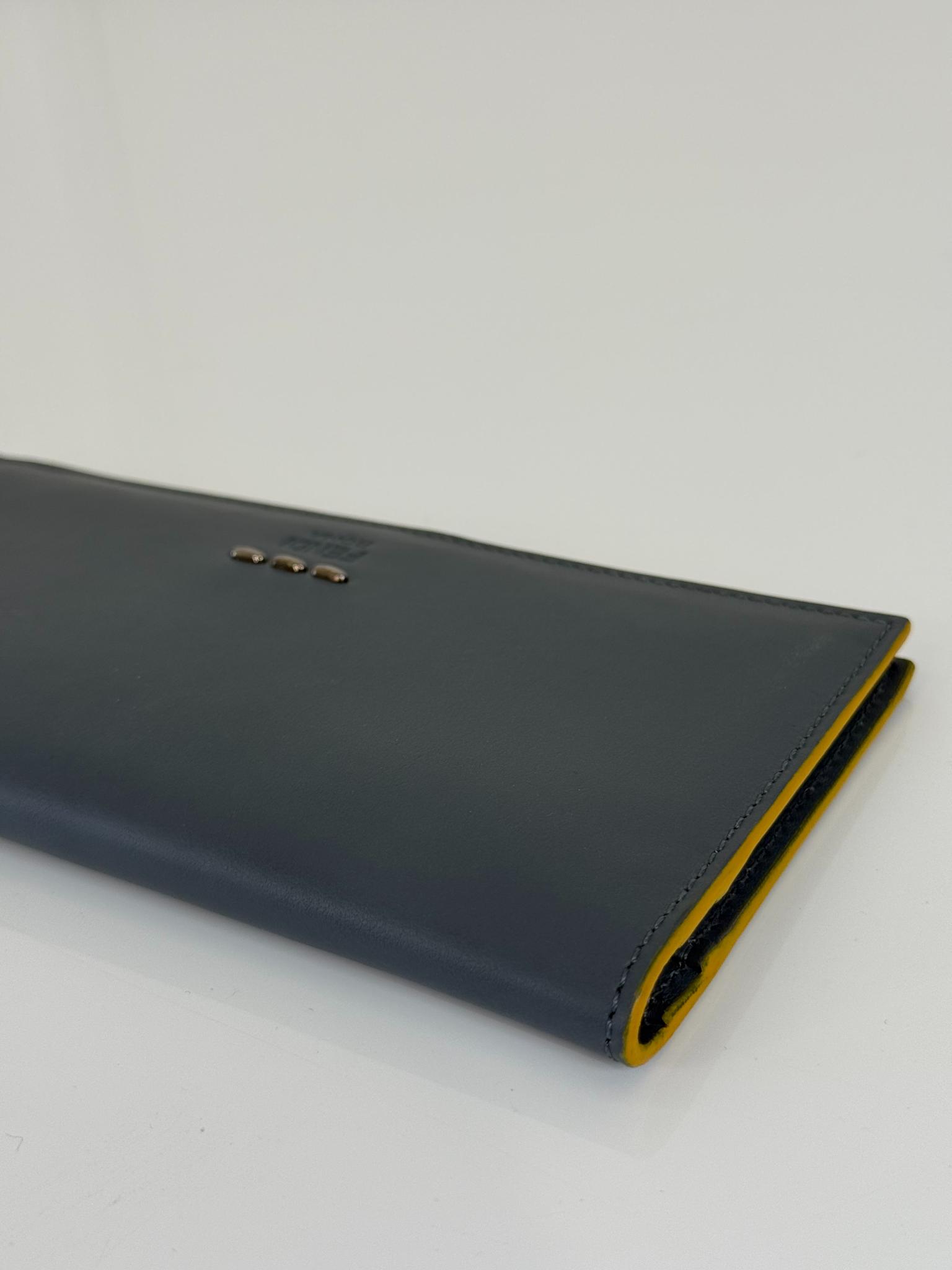 Fendi Grey Leather Continental Bifold Bill Wallet