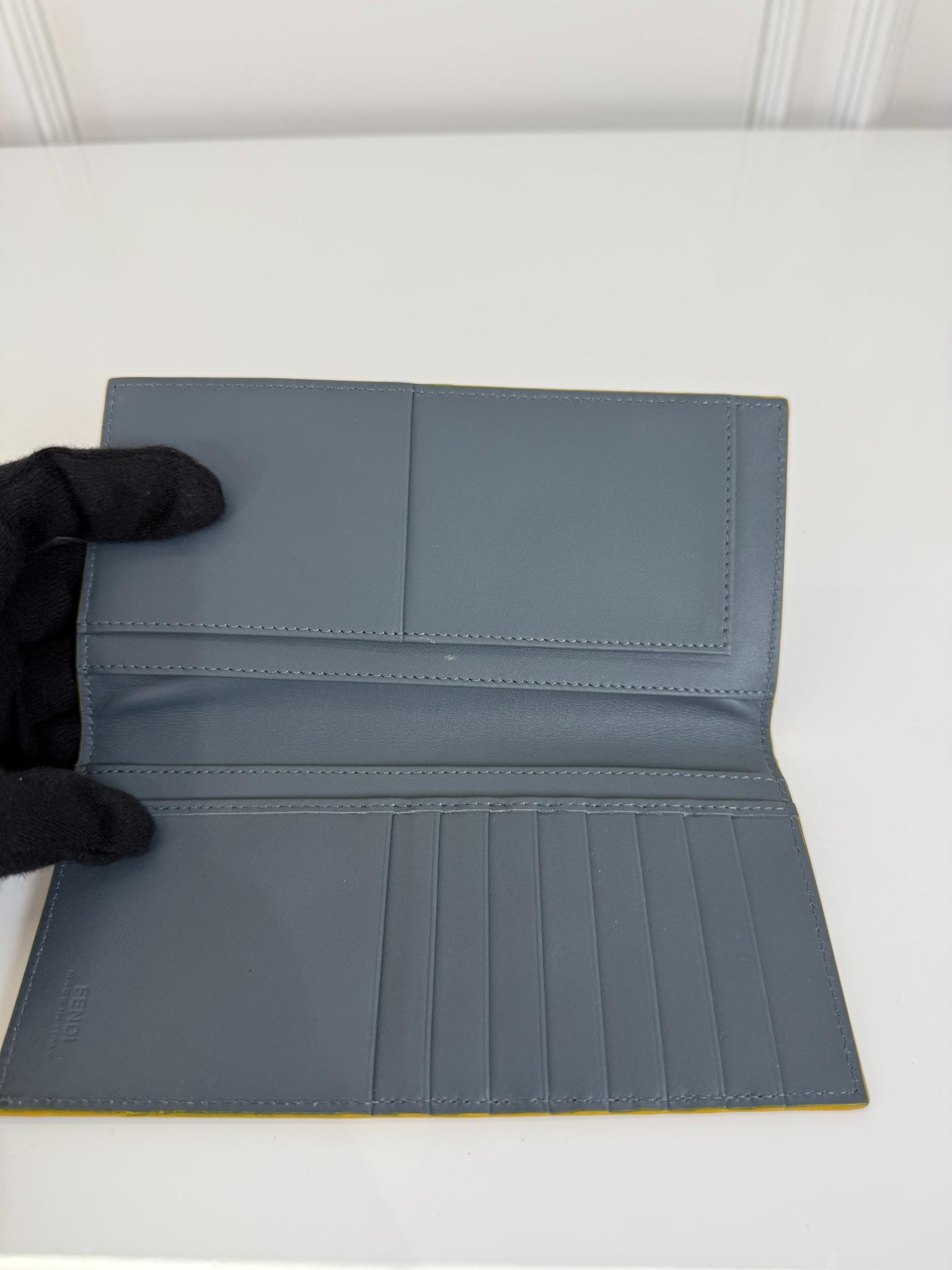 Fendi Grey Leather Continental Bifold Bill Wallet