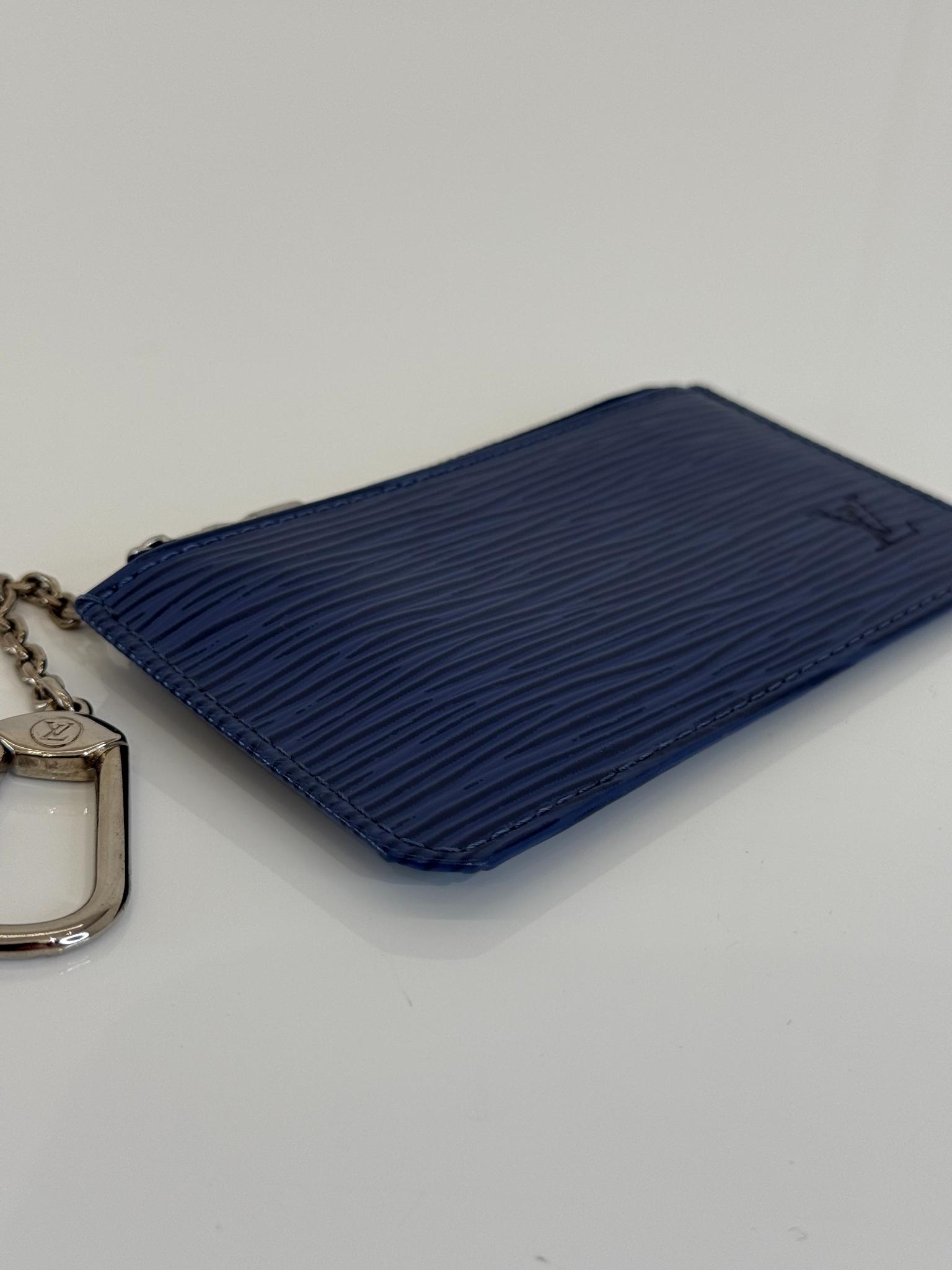 Louis Vuitton Myrtille Blue Cles Key Holder Epi Leather