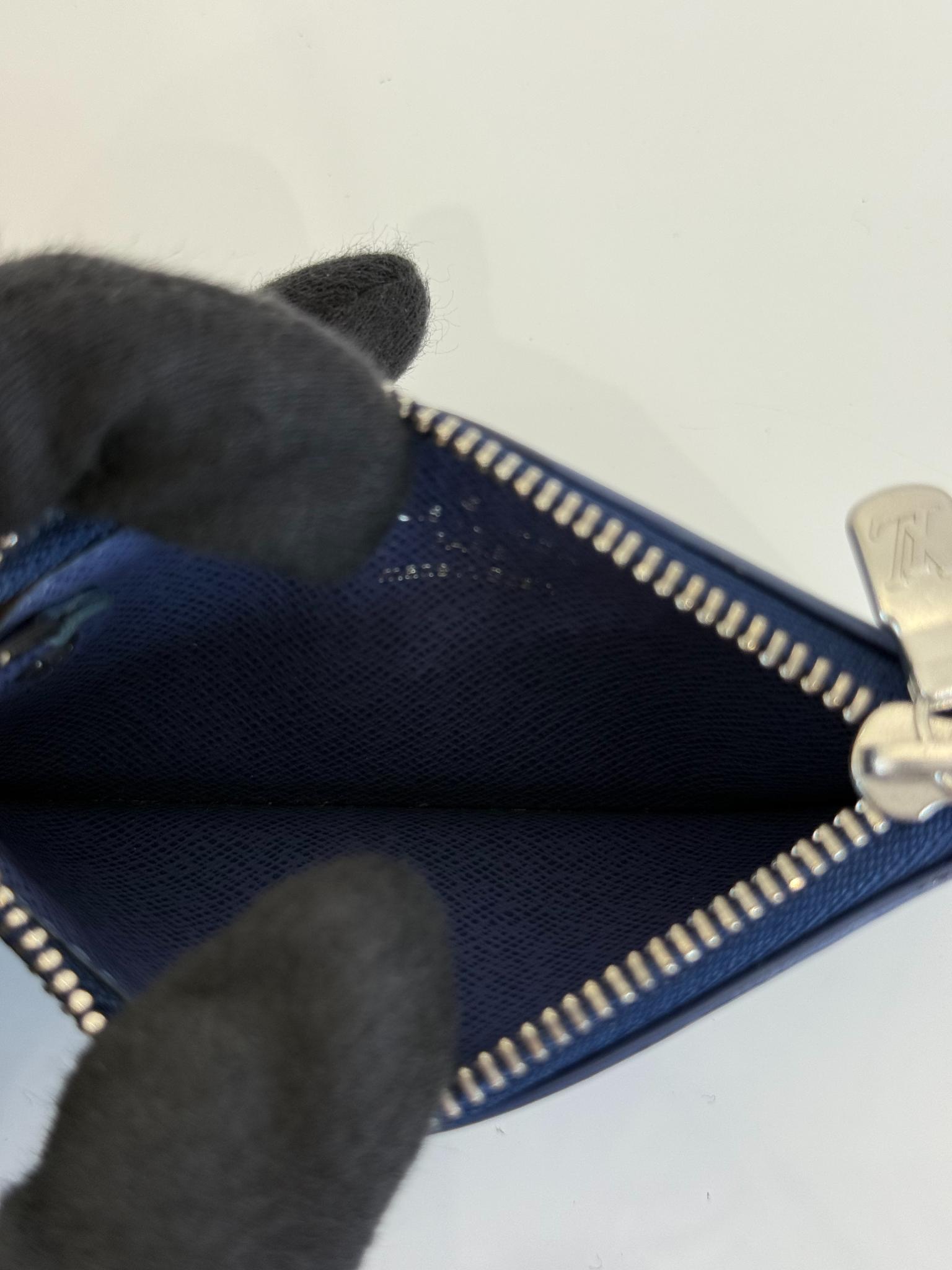 Louis Vuitton Myrtille Blue Cles Key Holder Epi Leather