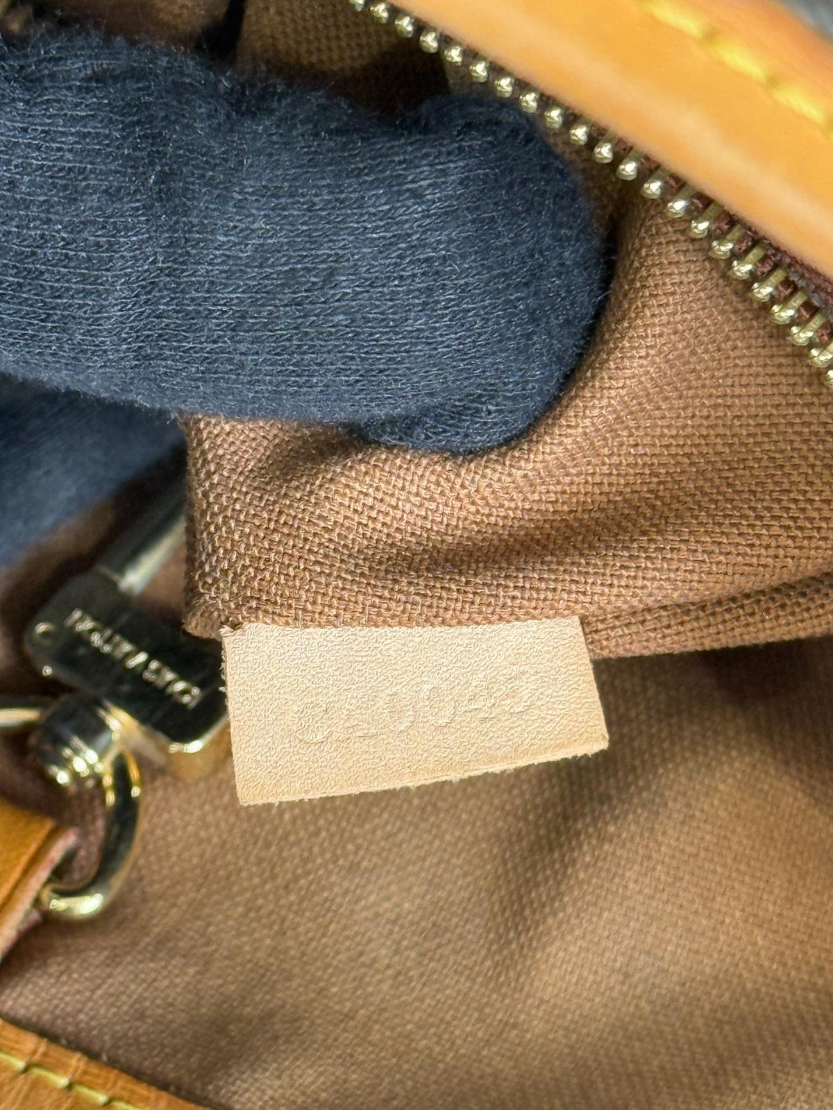 Louis Vuitton Vintage Batignolles Vertical Monogram Canvas