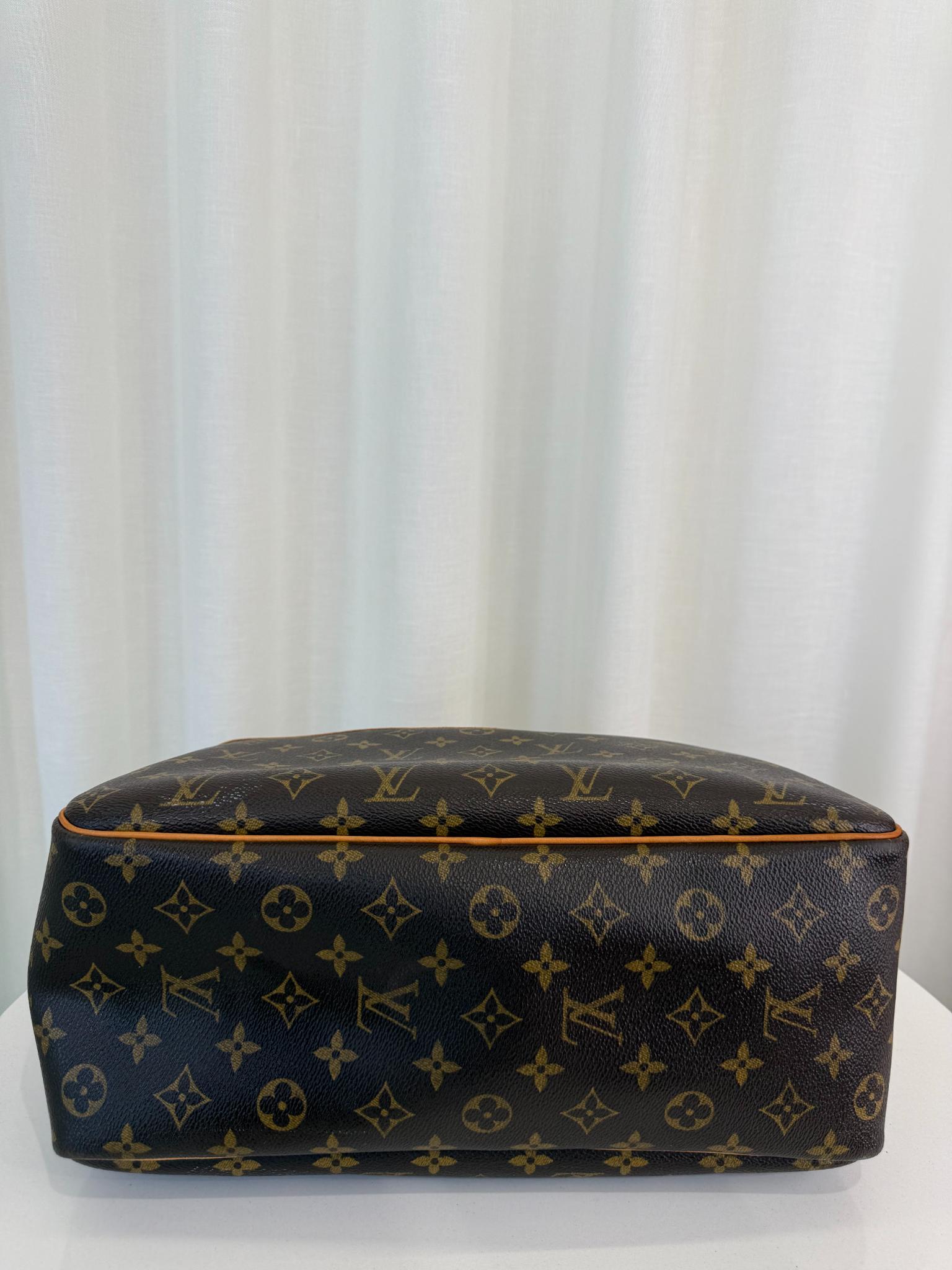 Louis Vuitton Deauville Monogram Canvas