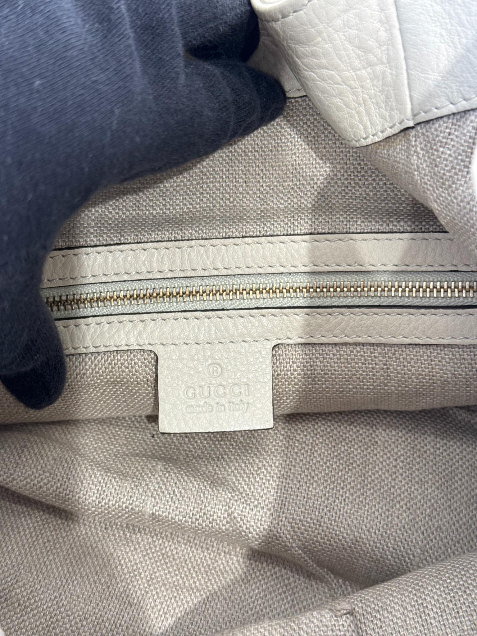 Gucci Greenwich Ivory Pebbled Leather Shoulder Bag