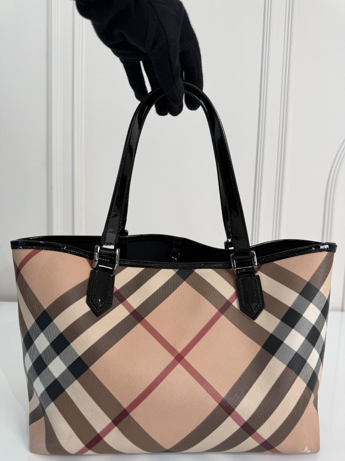 Burberry Beige/Black Patent Leather Burberry Nickie Tote With Pouch