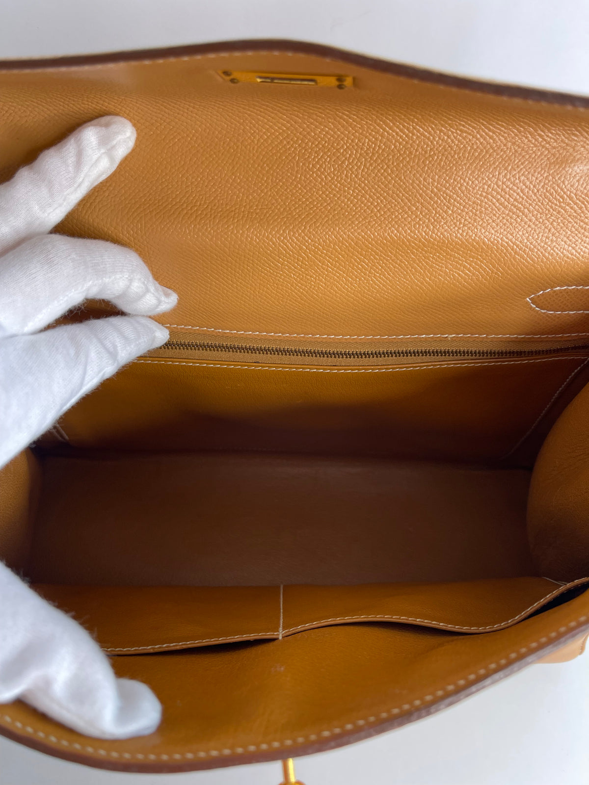 Hermès Vintage Kelly 32 Epsom Gold Leather GH