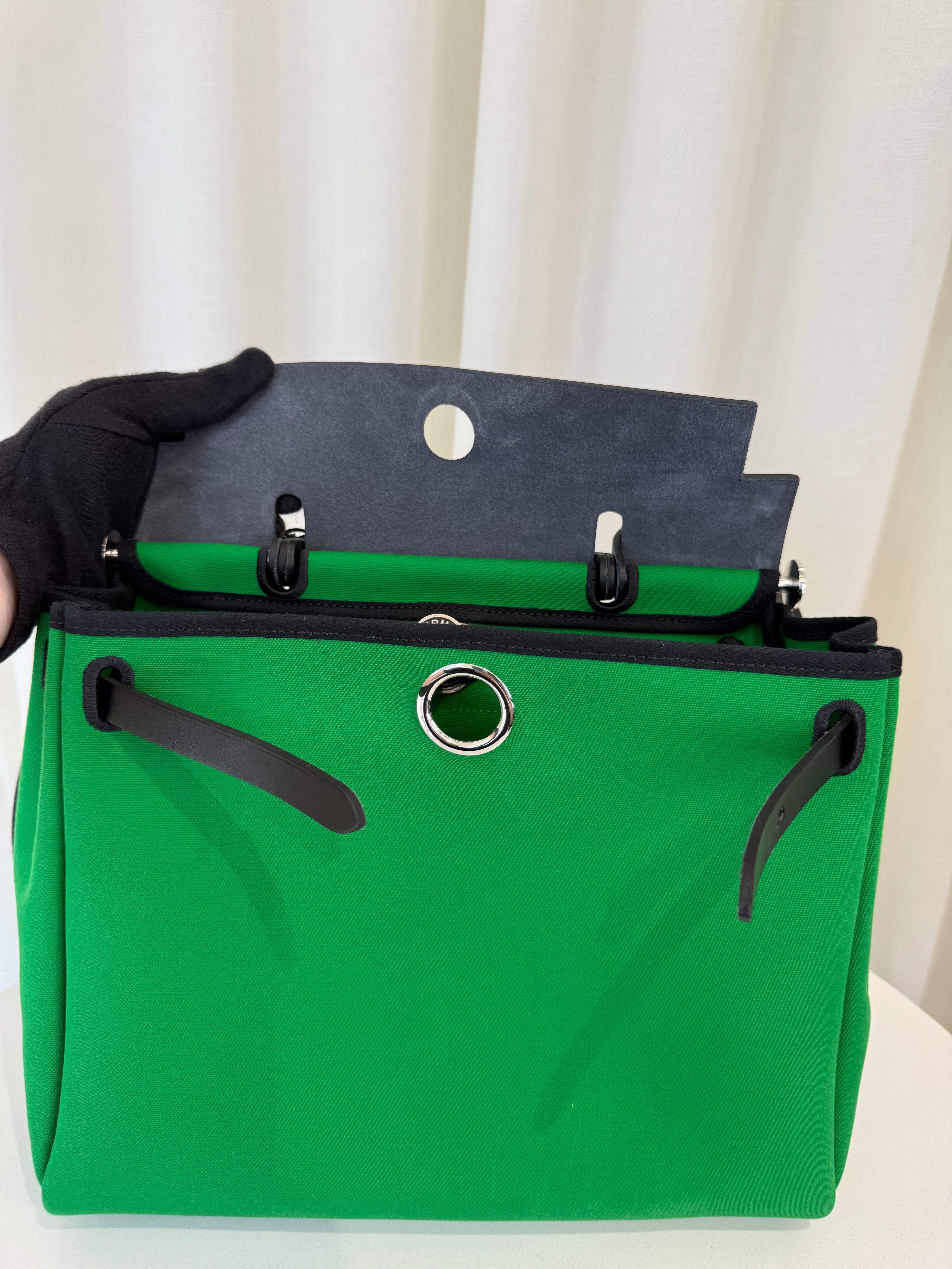 Hermès Herbag Zip 31 Laque Bag Green Palladium Hardware