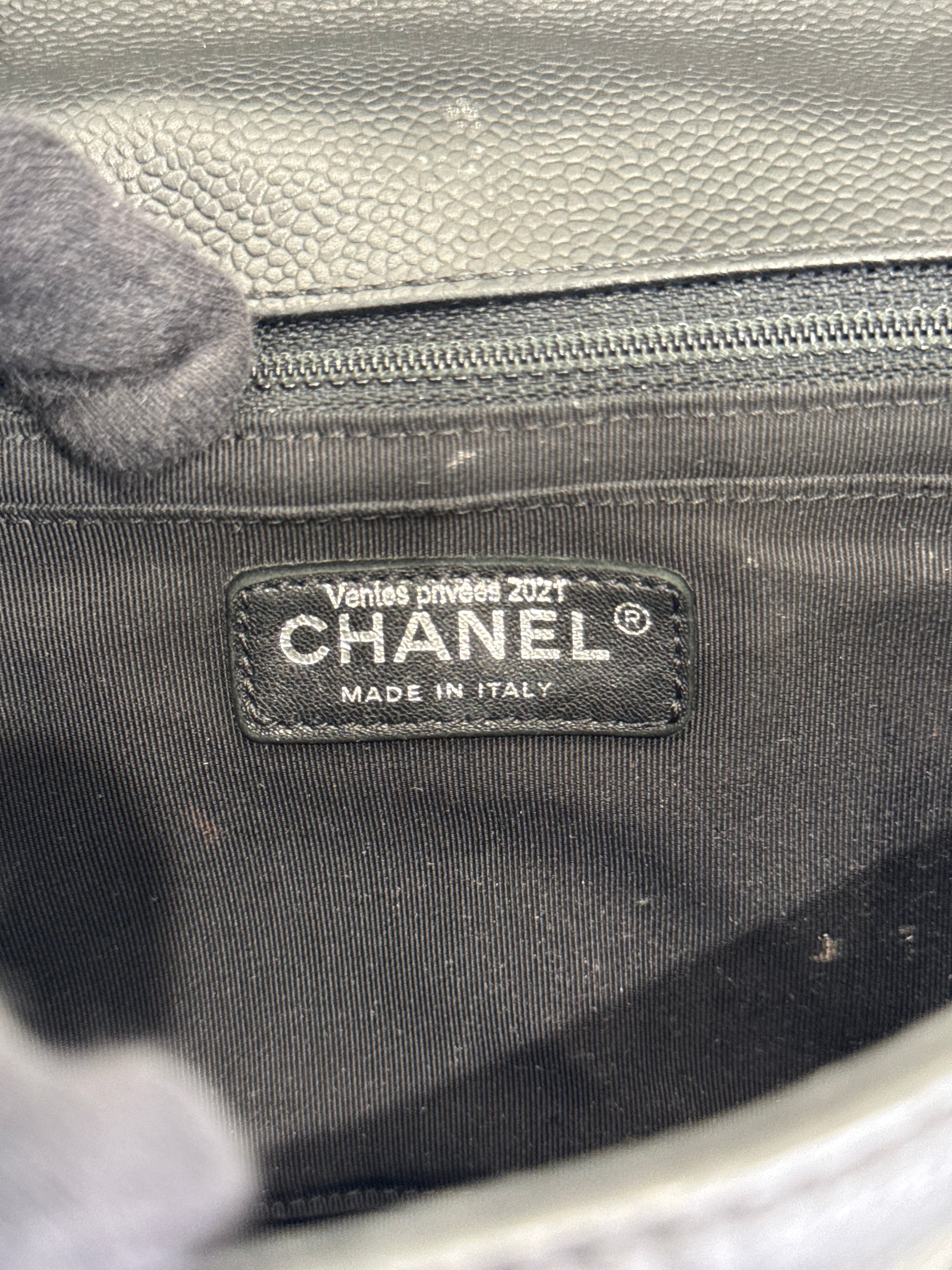 Chanel Black Chevron Quilted Leather Medium Classic Flap Bag
