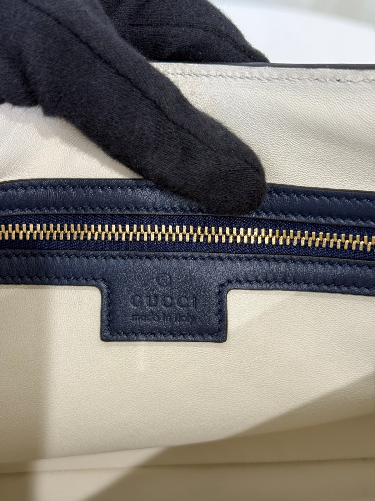Gucci Small Jackie 1961 Red/Blue Glossy Striped Leather Hobo Bag