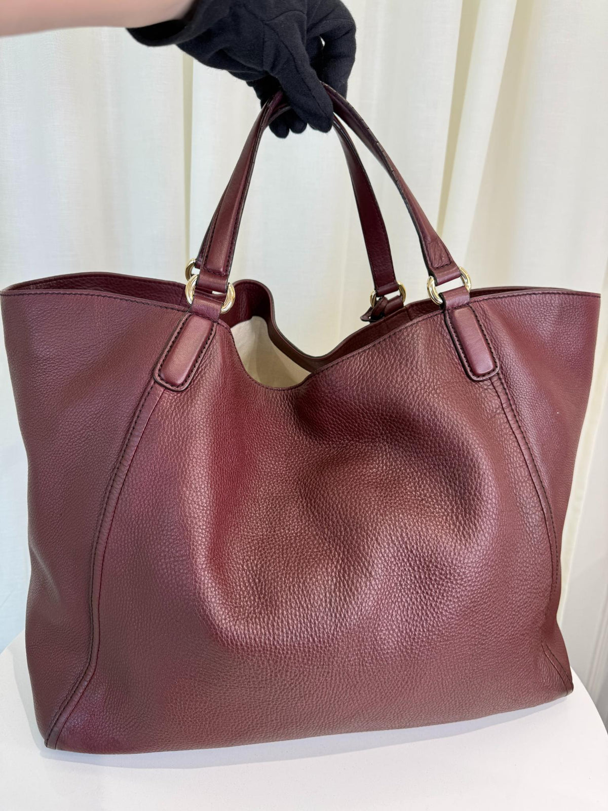 Gucci Burgundy Pebbled Leather Large Soho XL Tote Bag