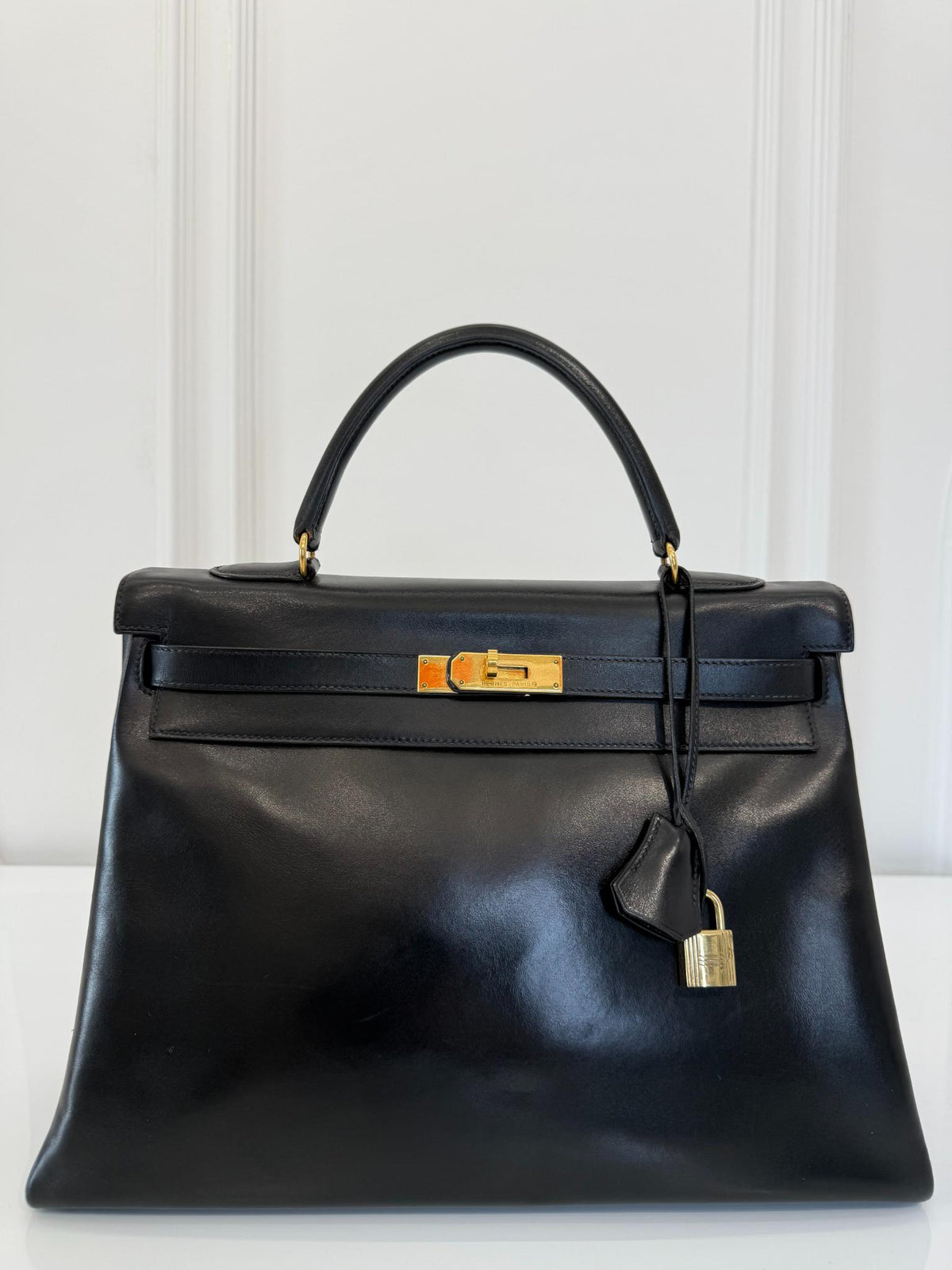 Hermès Kelly 35 Retourne Black Box Leather GHW
