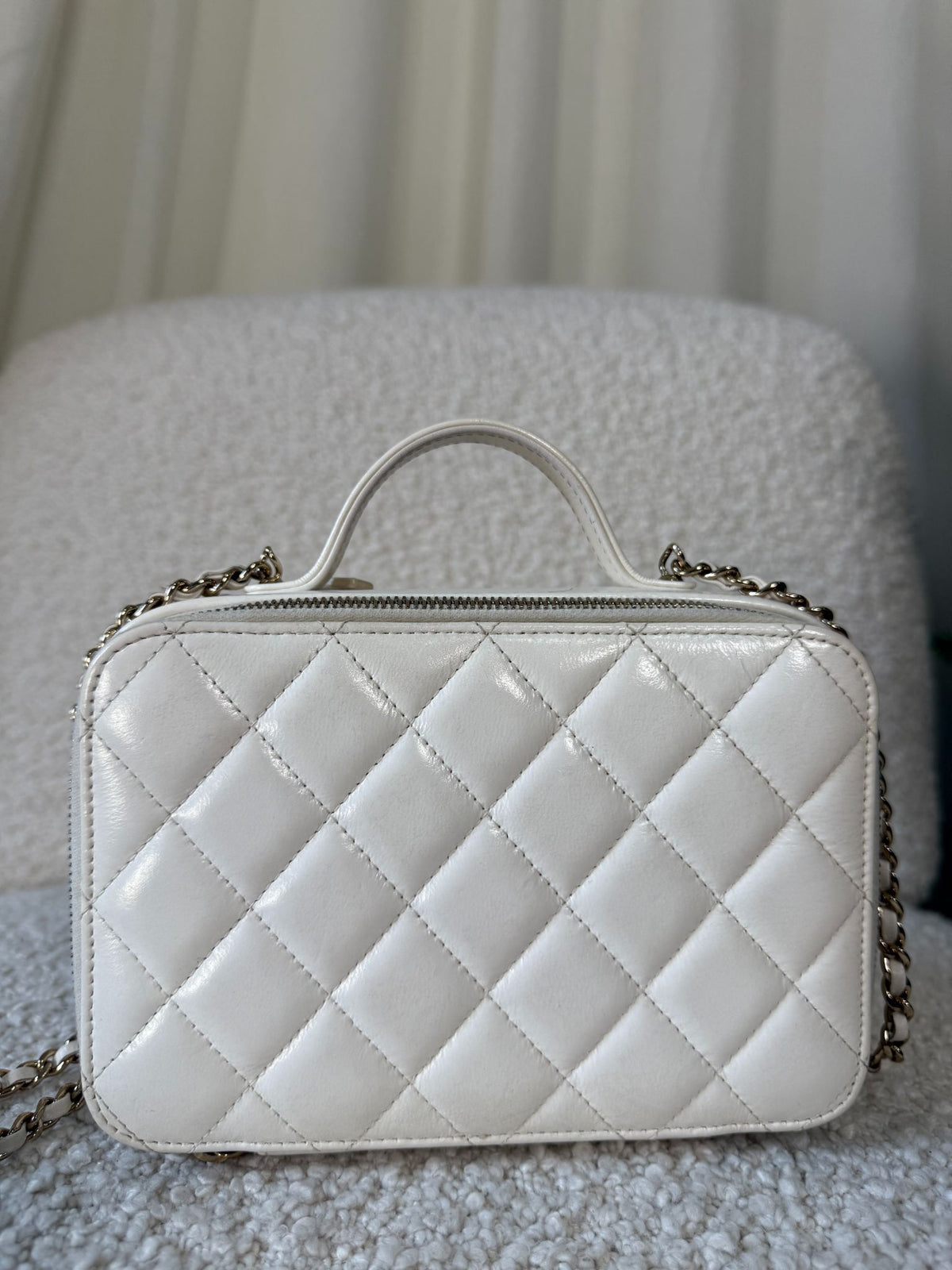 Chanel White Glazed Calfskin Double Zip CC Vanity Case