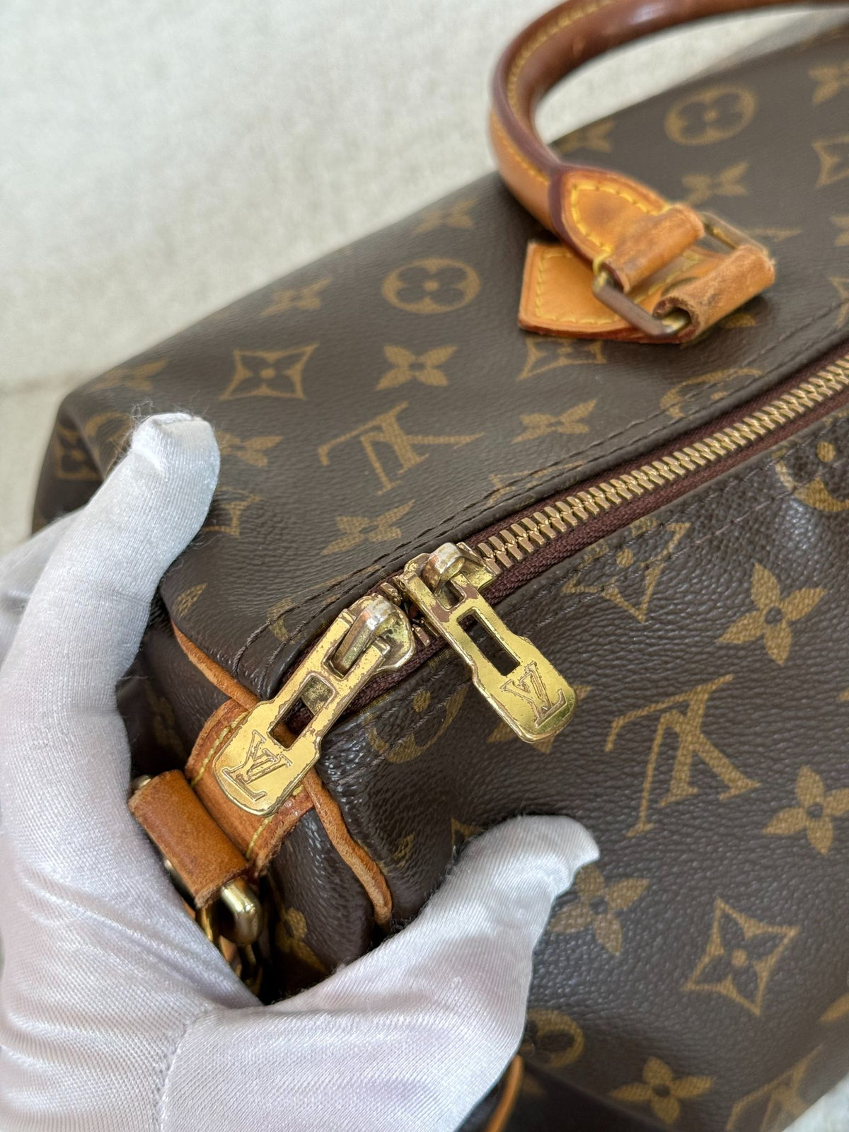 Louis Vuitton Speedy Bandoulière 35 Monogram Canvas