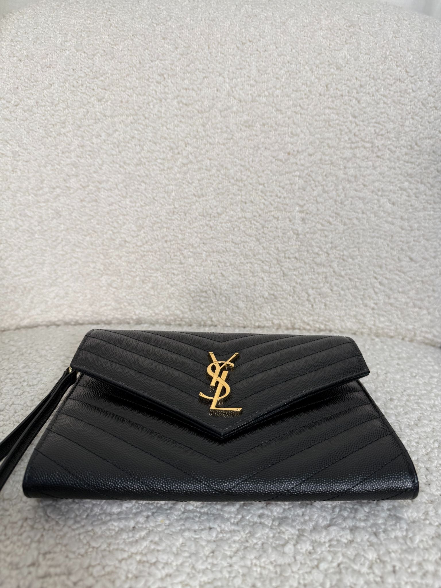 Saint Laurent Grain De Poudre Cassandre Envelope Black Wristlet Clutch