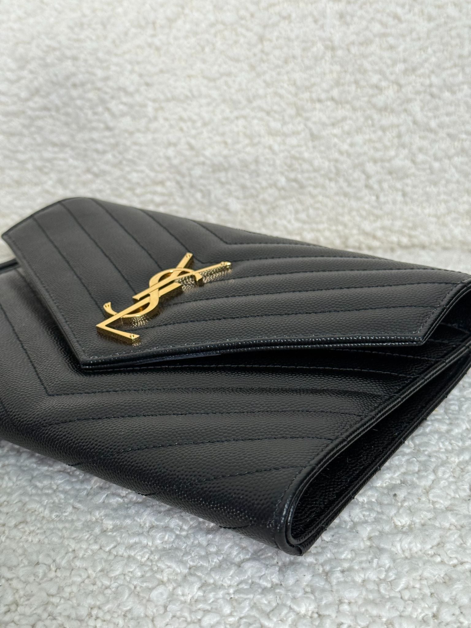 Saint Laurent Grain De Poudre Cassandre Envelope Black Wristlet Clutch