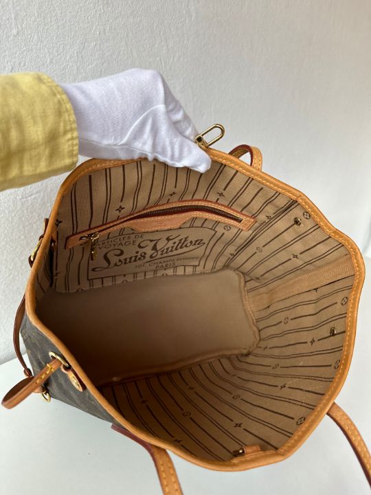 Louis Vuitton Neverfull PM Monogram Canvas