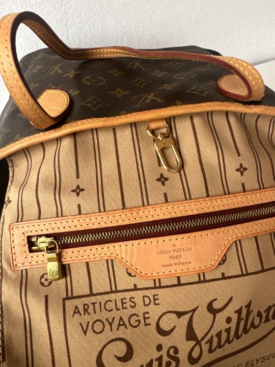 Louis Vuitton Neverfull PM Monogram Canvas
