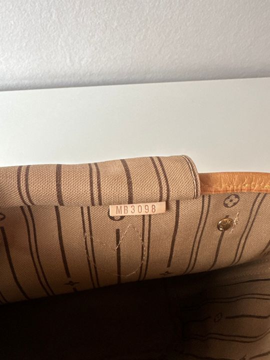 Louis Vuitton Neverfull PM Monogram Canvas