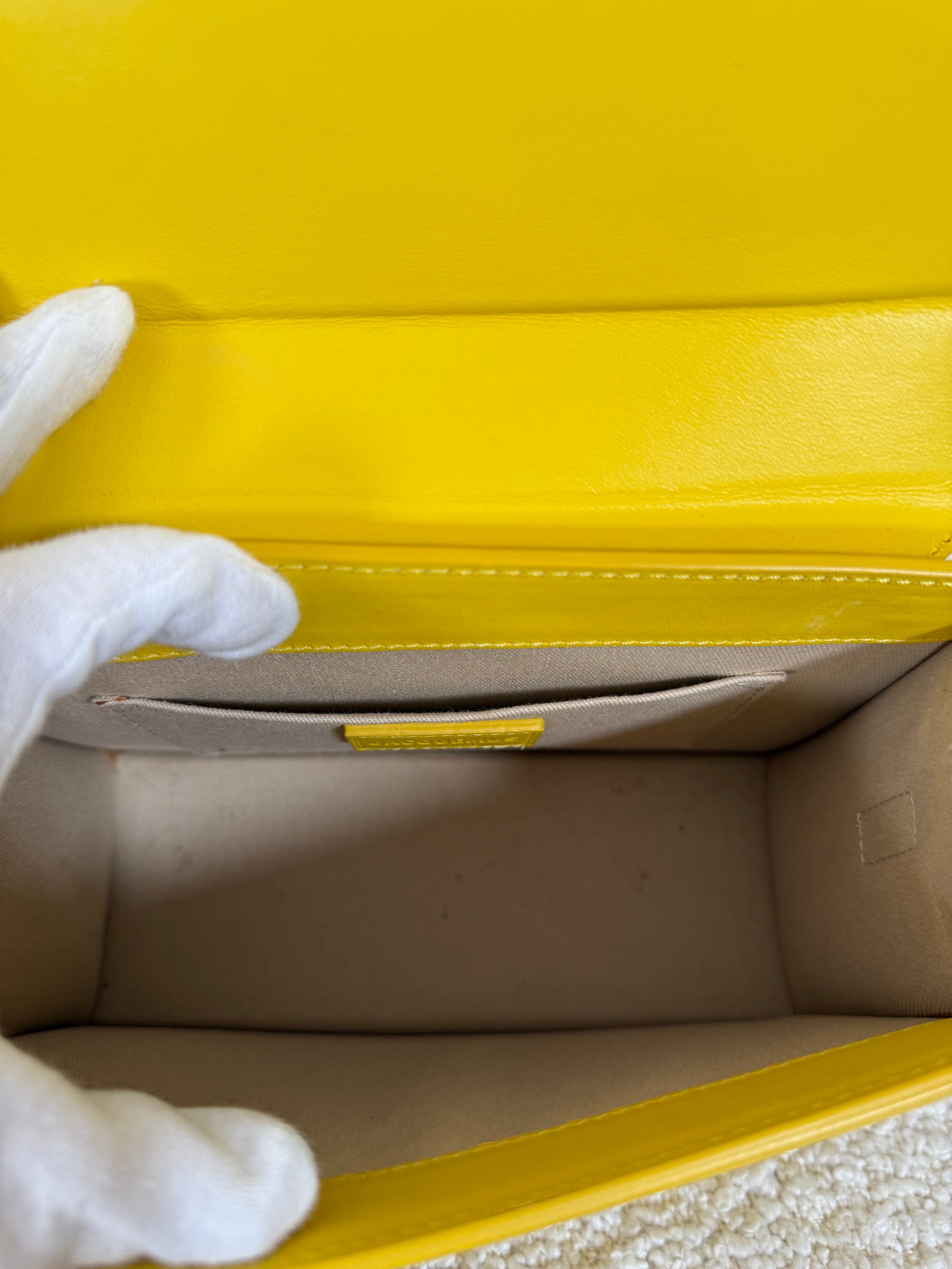 Jacquemus Le Grand Chiquito Yellow Leather Handbag