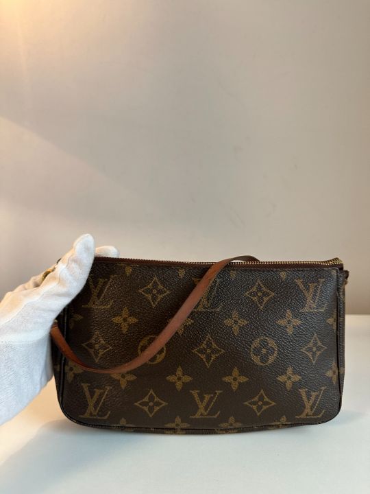 Louis Vuitton Pochette Accessoires Monogram Canvas