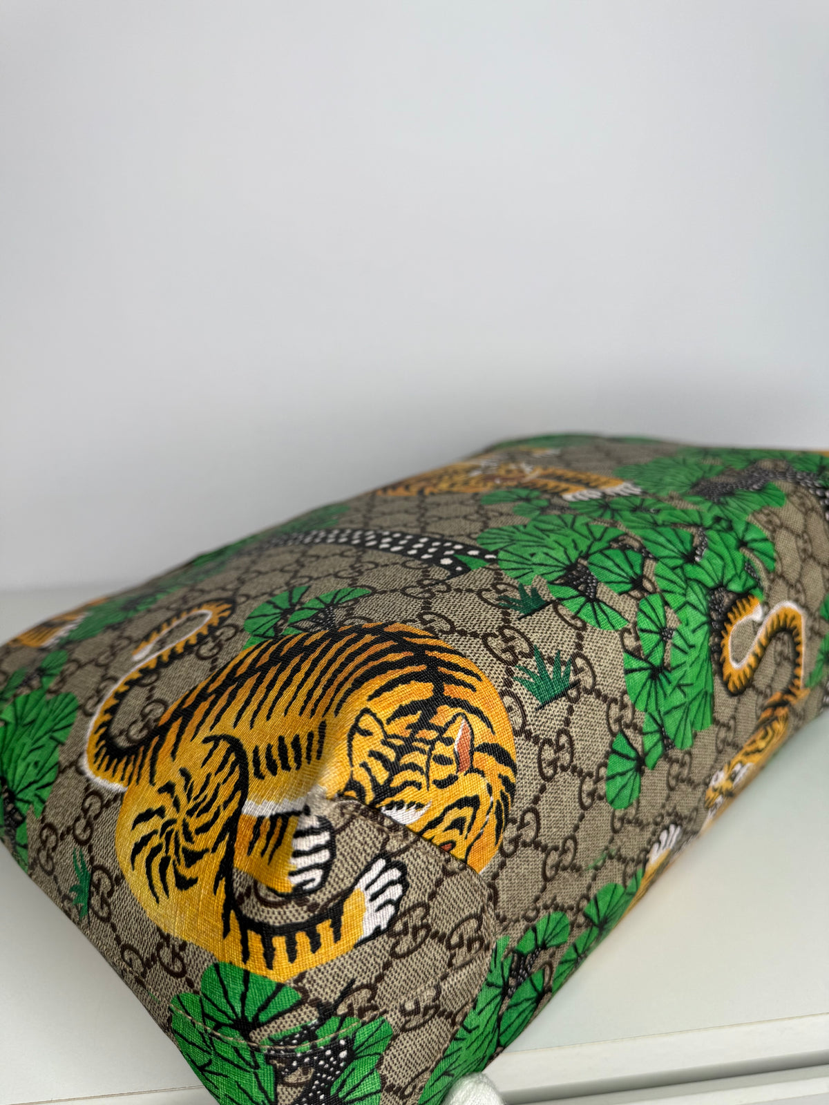 Gucci Multicolor GG Supreme Coated Canvas Leather Bengal Tiger Shopper Tote