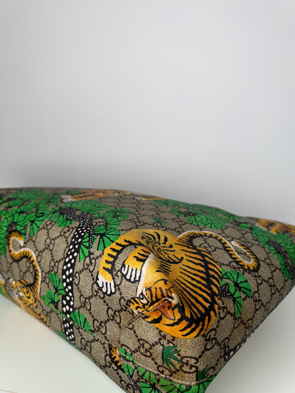 Gucci Multicolor GG Supreme Coated Canvas Leather Bengal Tiger Shopper Tote