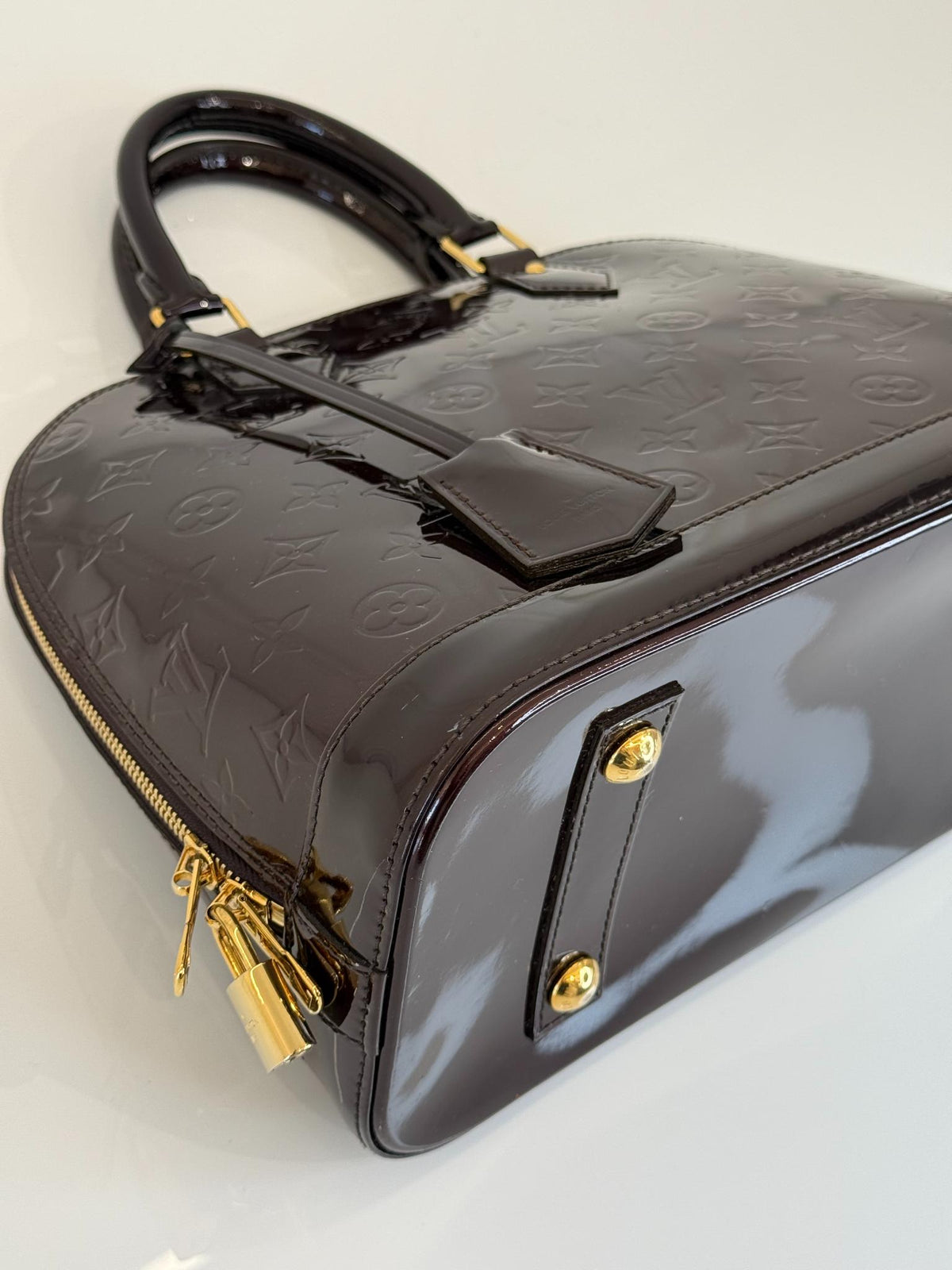 Louis Vuitton Alma PM Amarante Monogram Vernis Leather