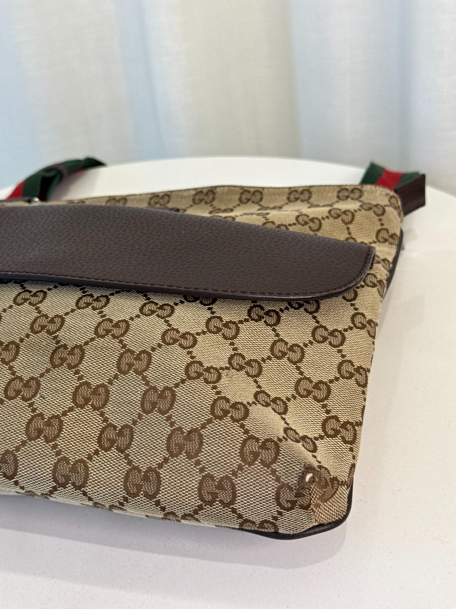 Gucci Beige/Ebony GG Canvas Web Messenger Bag