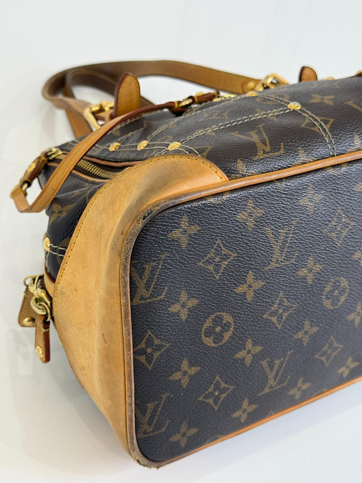 Louis Vuitton Limited Edition Riveting Monogram Canvas