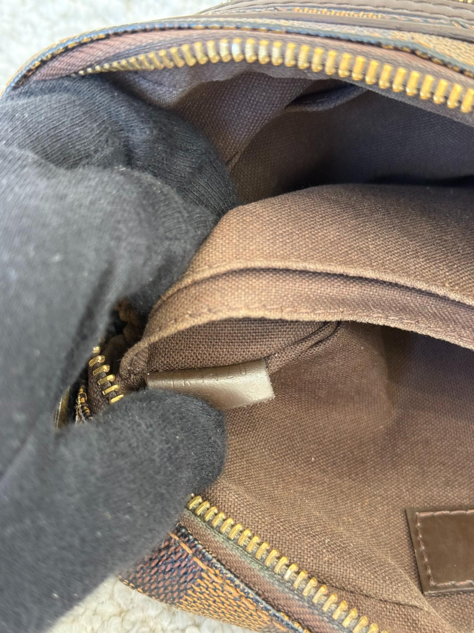 Louis Vuitton Macau Pochette Damier Ebene Canvas