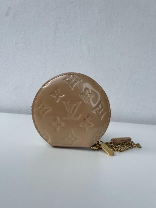 Louis Vuitton Limited Edition Vernis Chapeau Coin Purse Rose Florentin
