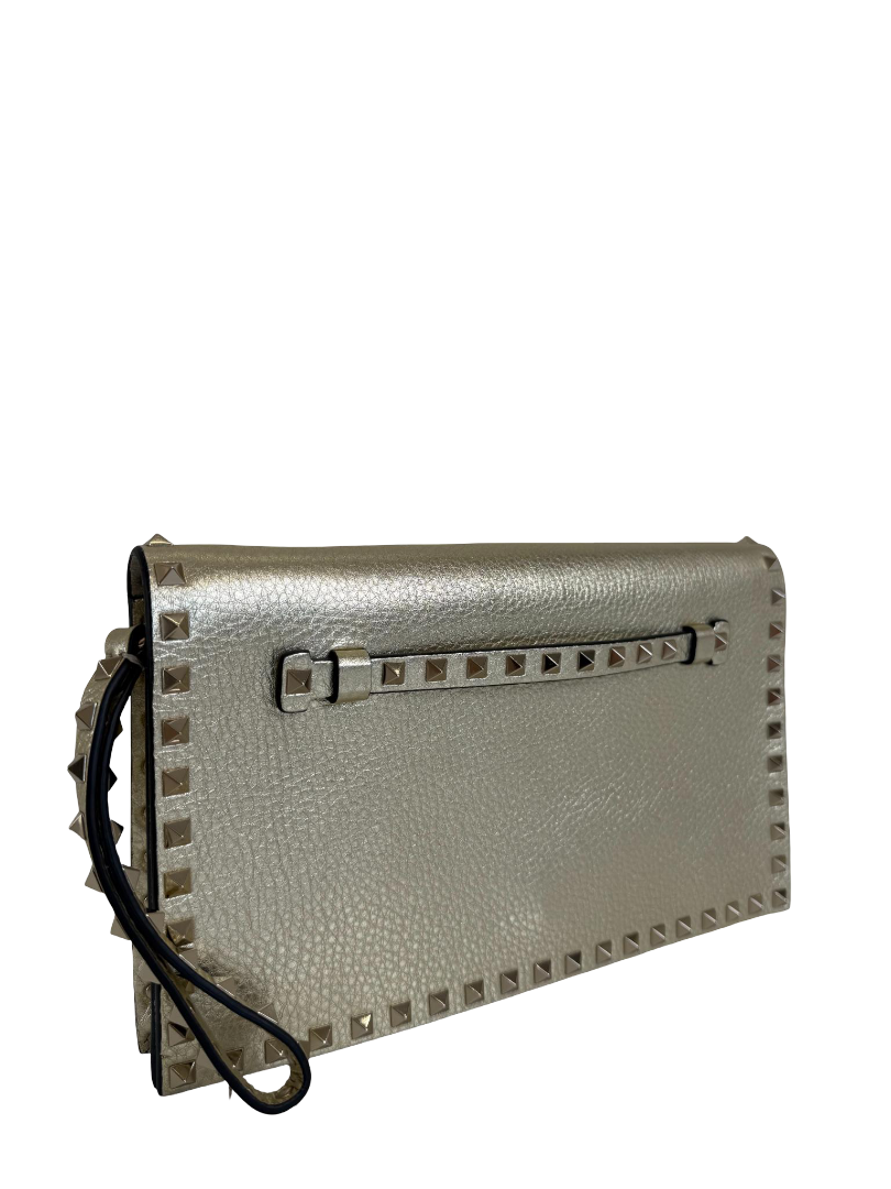 Valentino Garavani Rockstud Metallic Leather Metallic Wristlet Clutch