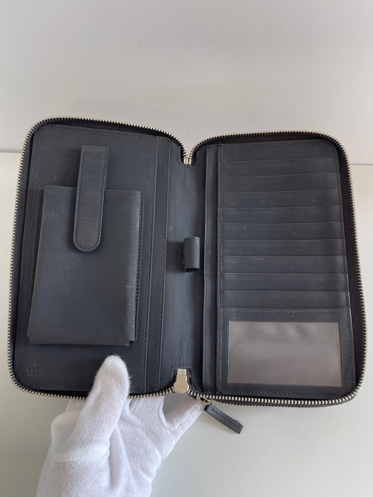 Gucci Black Guccissima Leather Zip Around Pouch