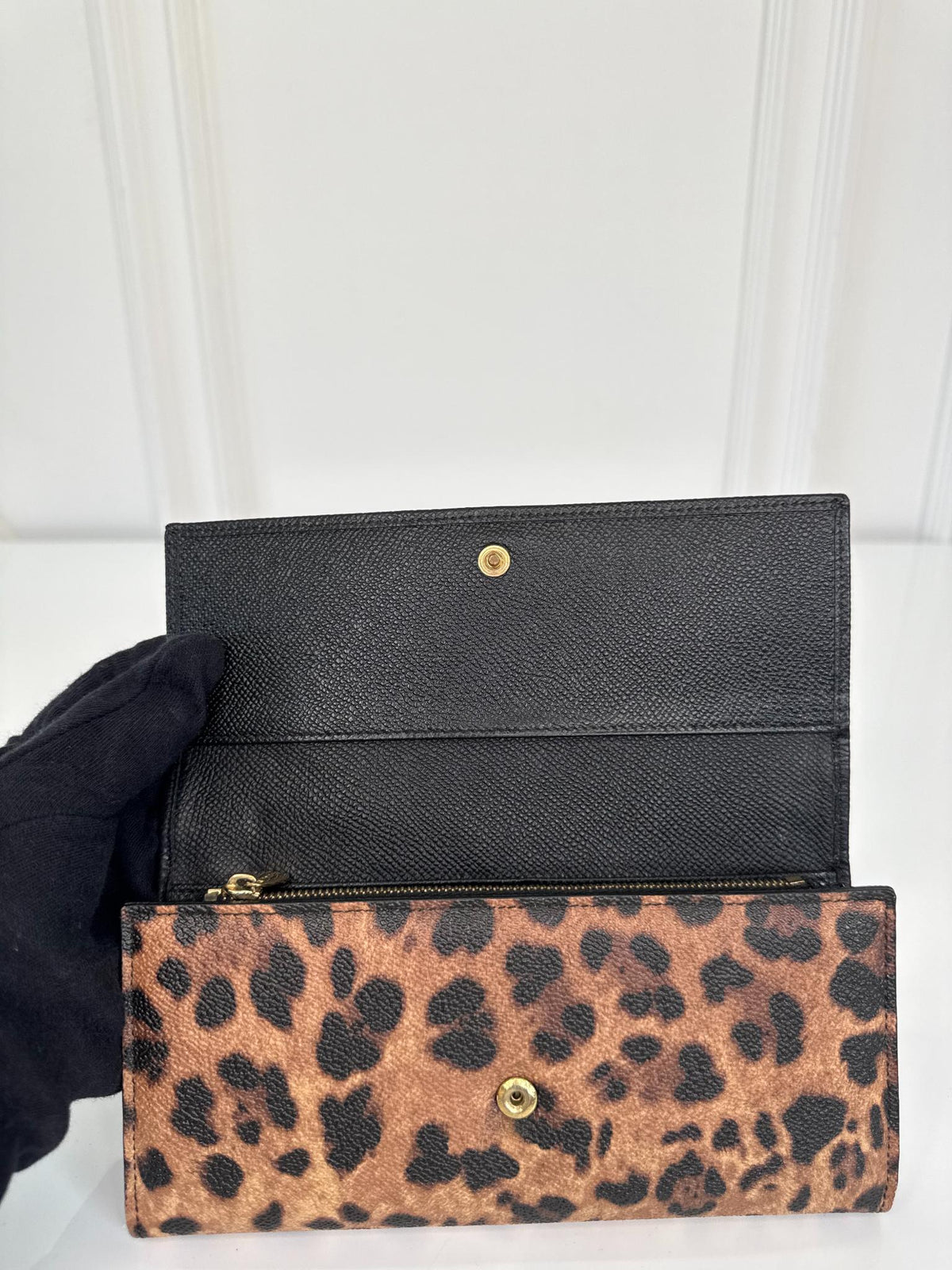 Dolce Gabbana Leopard Print Leather Continental Wallet