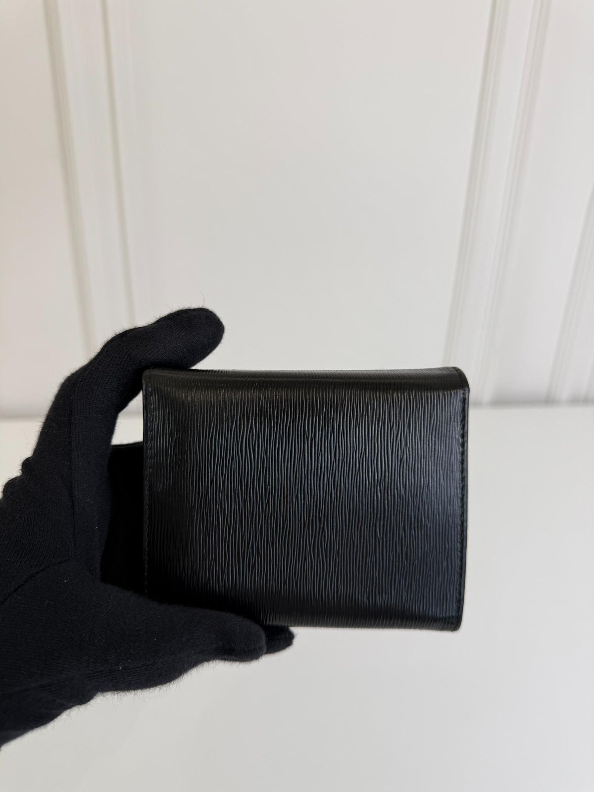 Prada Black Vitello Move Leather Logo Bifold Compact Wallet