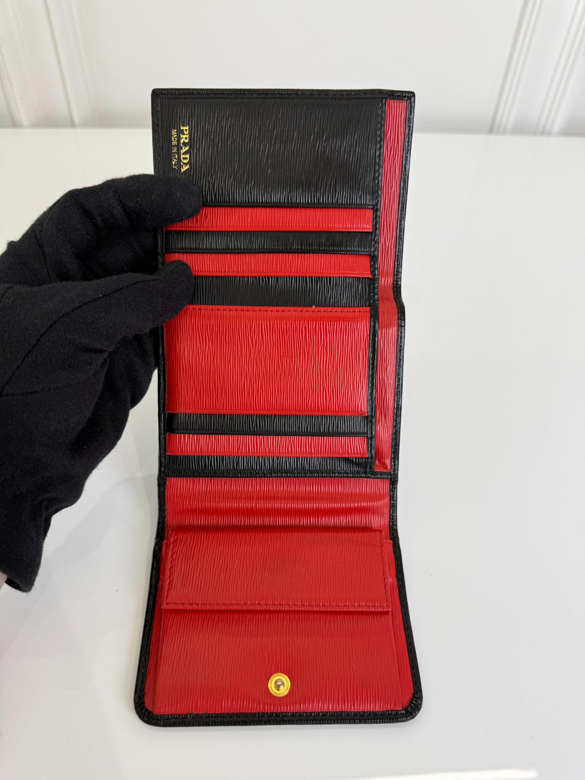 Prada Black Vitello Move Leather Logo Bifold Compact Wallet