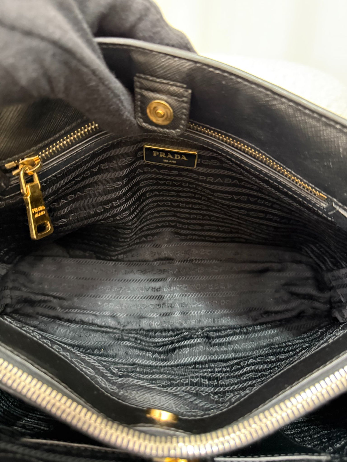 Prada Galleria Medium Black Saffiano Tote Bag