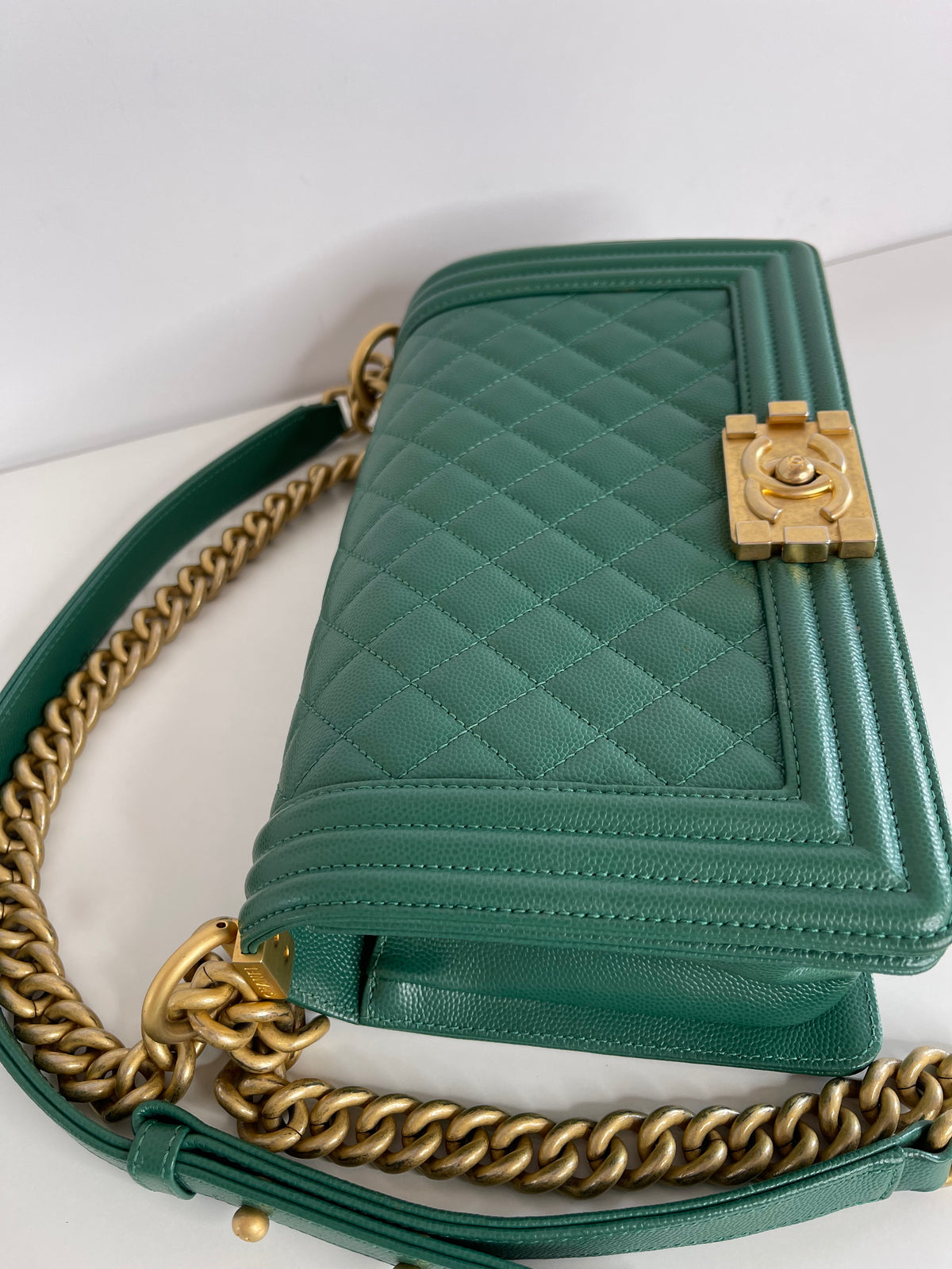Chanel Green Medium Boy Caviar Leather Antique Gold Hardware