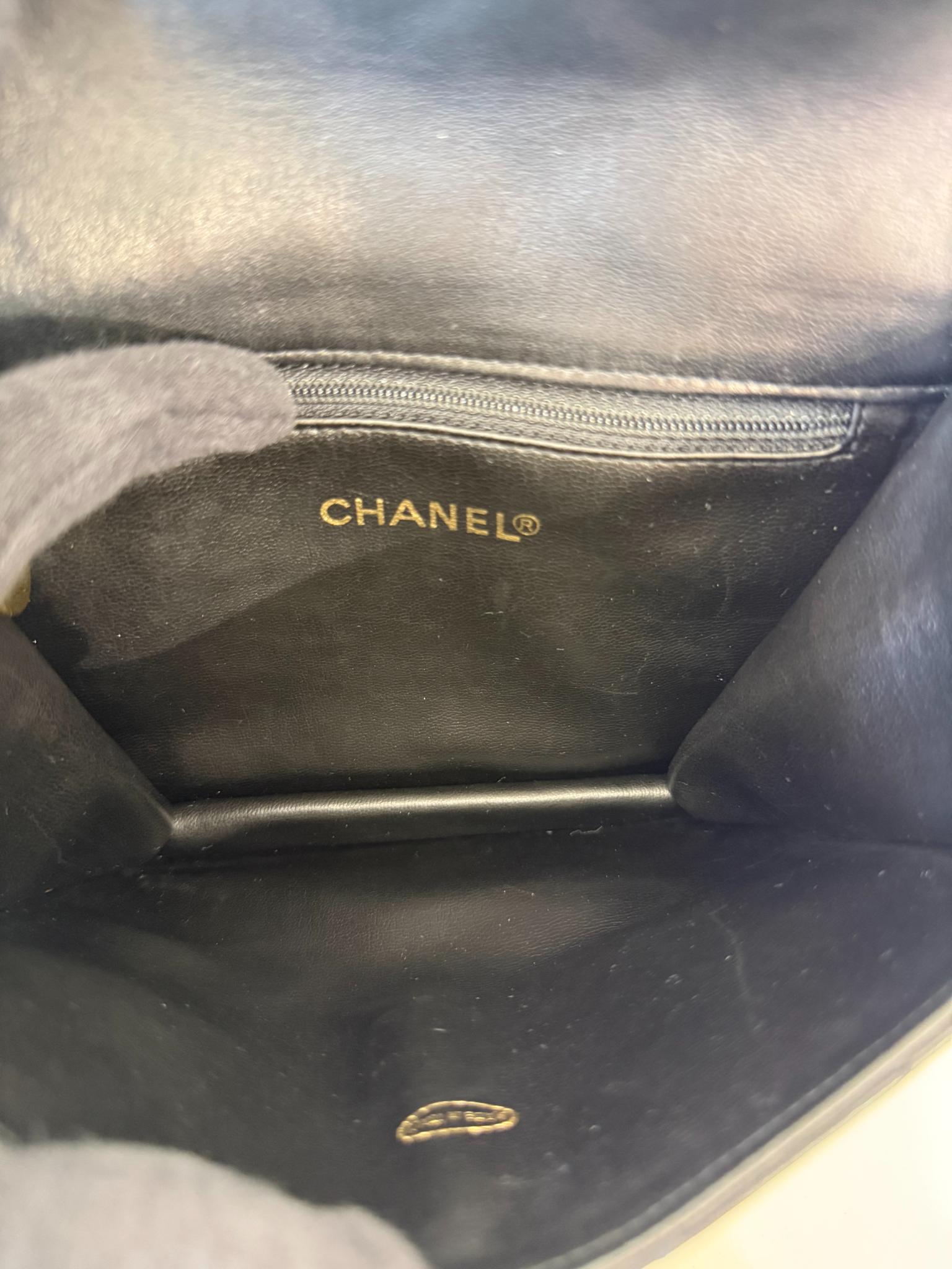 Chanel Vintage Black Matelassé Lambskin Quilted Single Flap Chain Bag