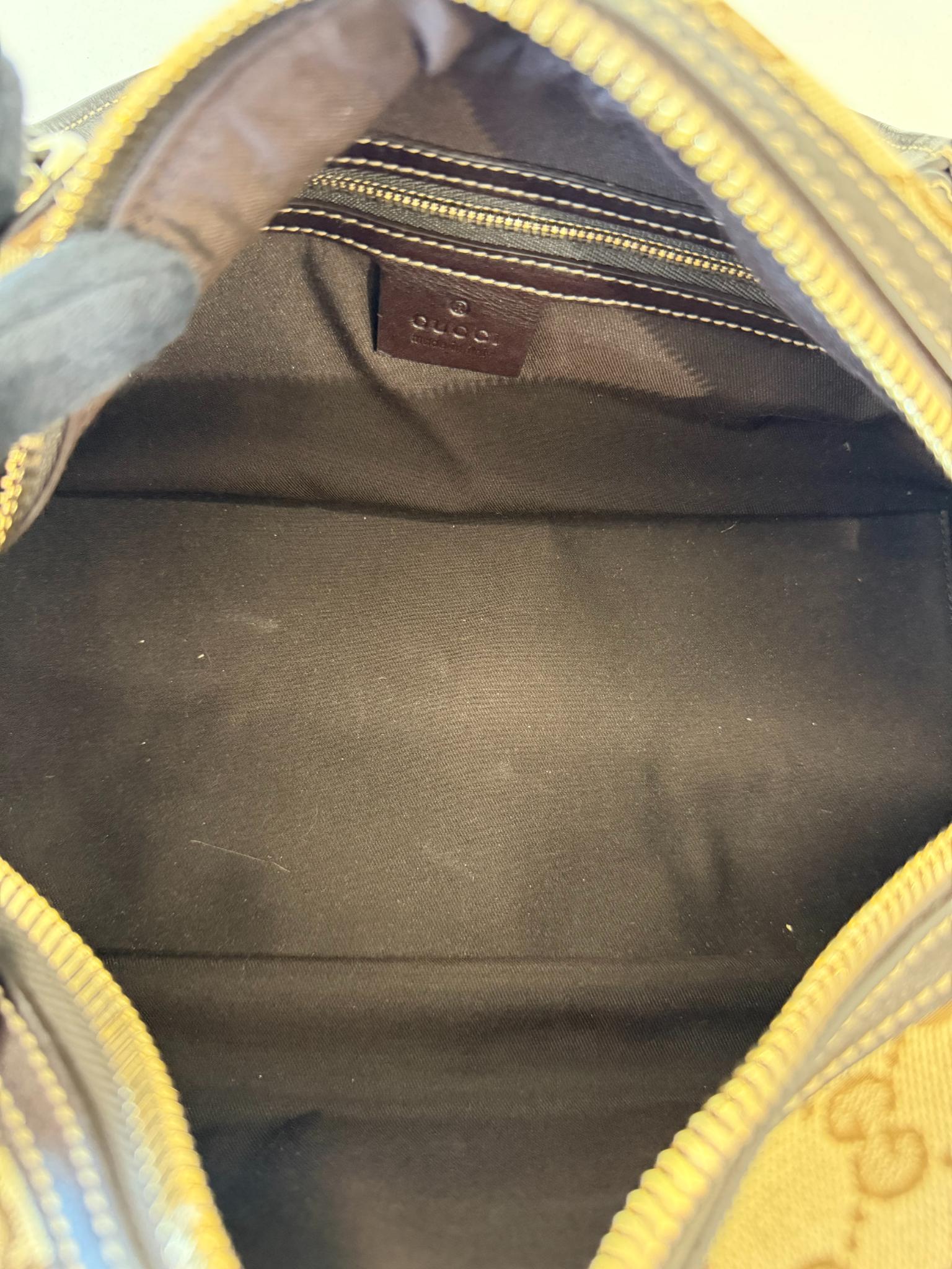 Gucci Beige/Ebony GG Fabric Bamboo Horsebit Medium Wave Boston Bag