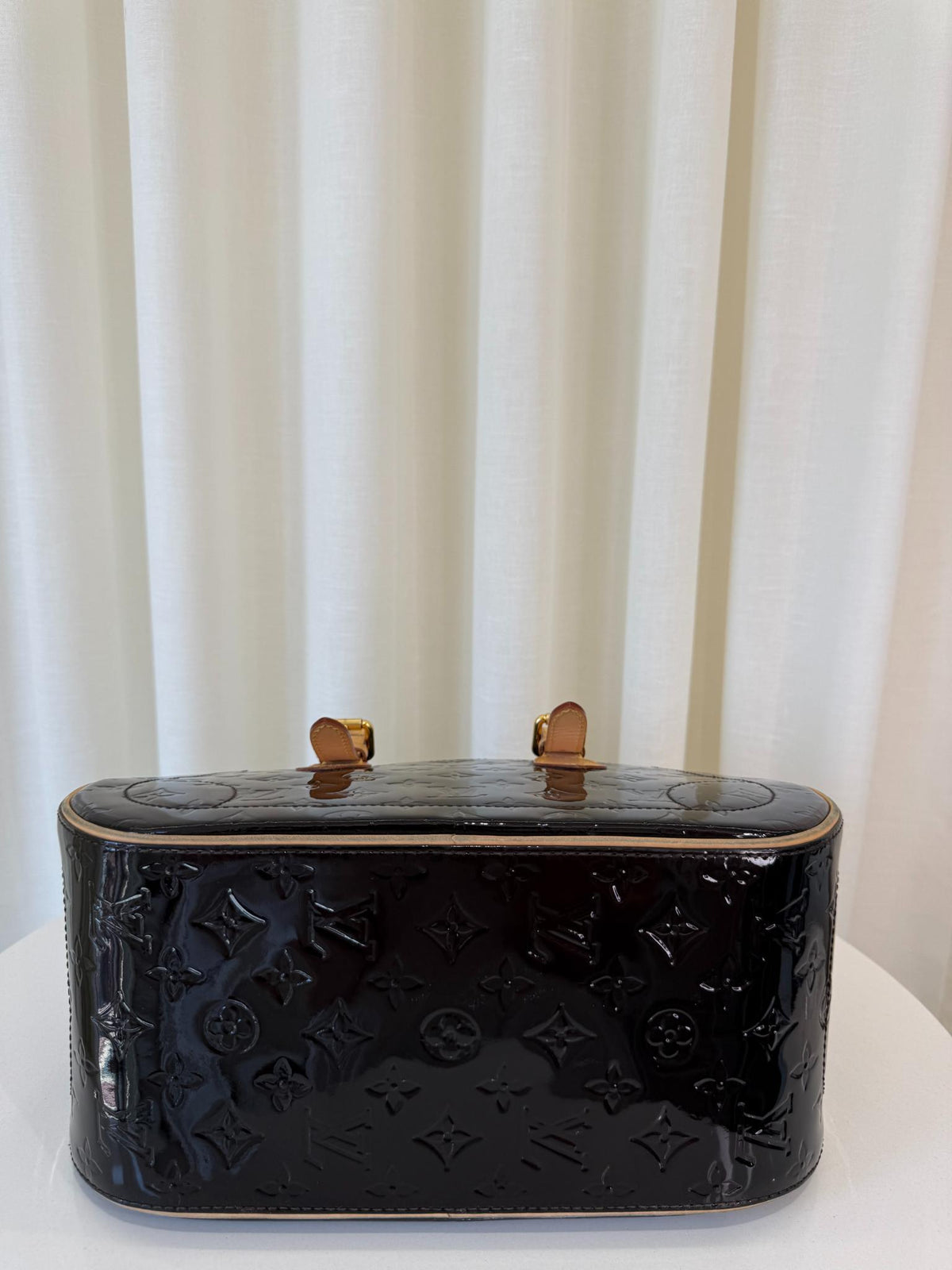 Louis Vuitton Monogram Vernis Summit Drive Amarante