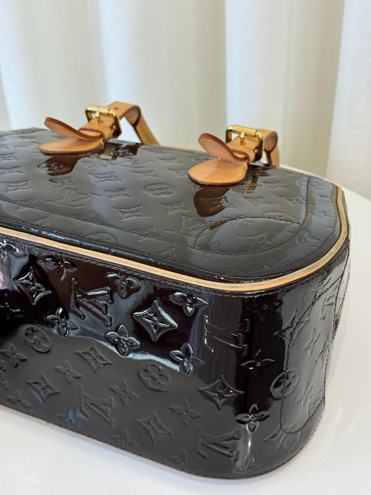 Louis Vuitton Monogram Vernis Summit Drive Amarante