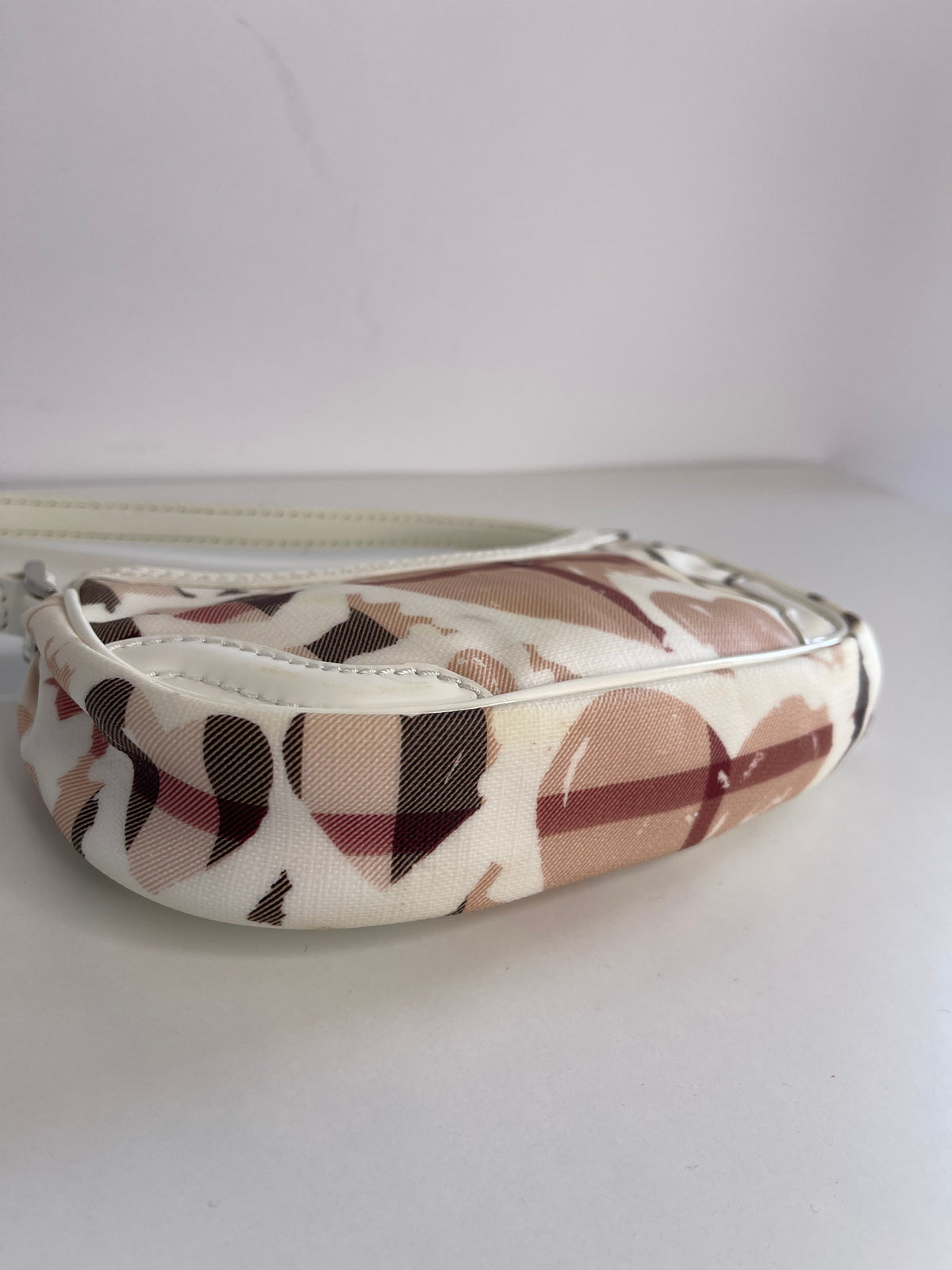 Burberry Painted Hearts Nova Check Bag