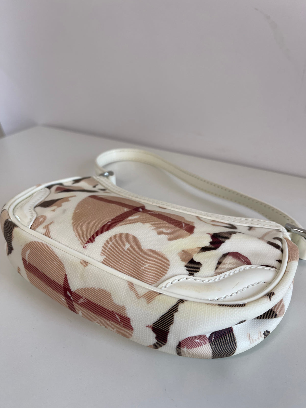Burberry Painted Hearts Nova Check Bag