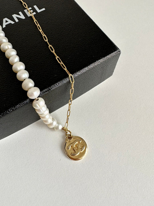 Chanel CC Logo Pearl Necklace