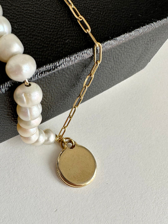 Chanel CC Logo Pearl Necklace