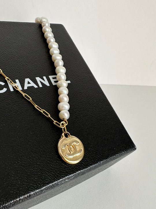 Chanel CC Logo Pearl Necklace