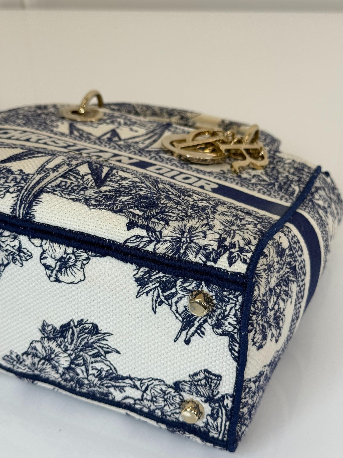 Christian Dior Medium Lady D-Lite Blue Rêve d'Infini Reverse Embroidered