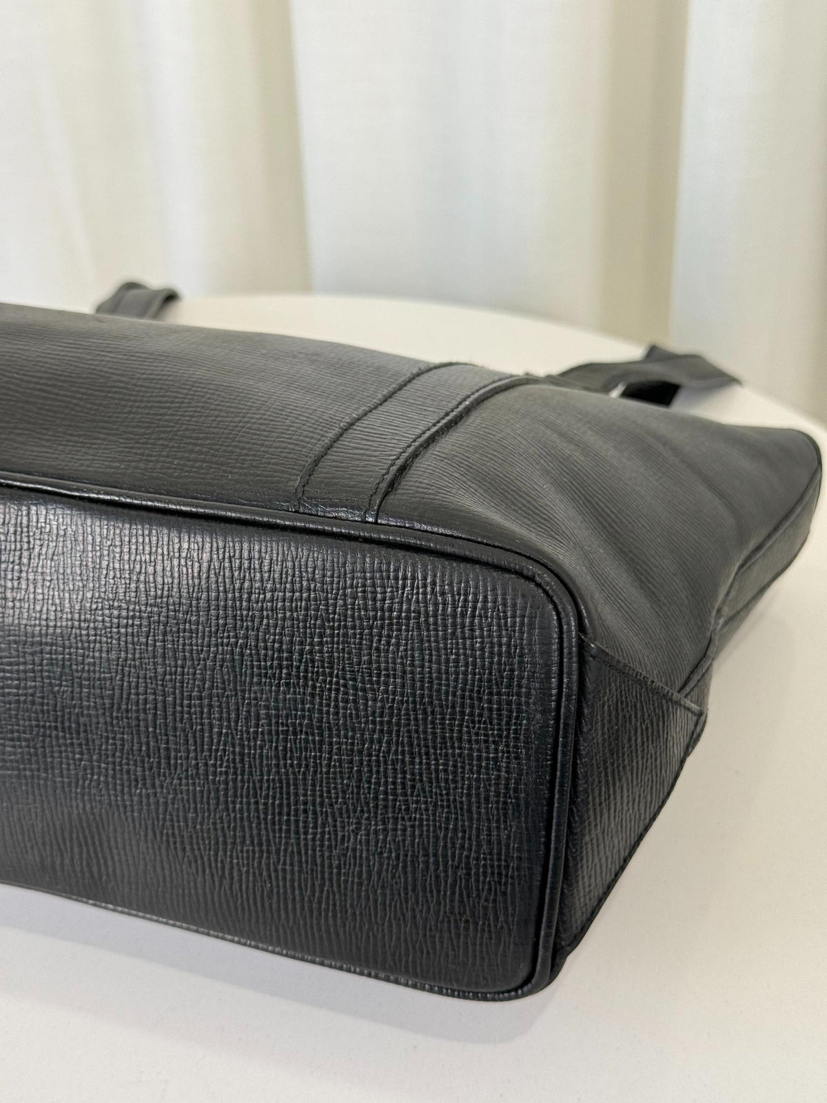 Yves Saint Laurent Vintage Logo Plaque Black Leather Tote